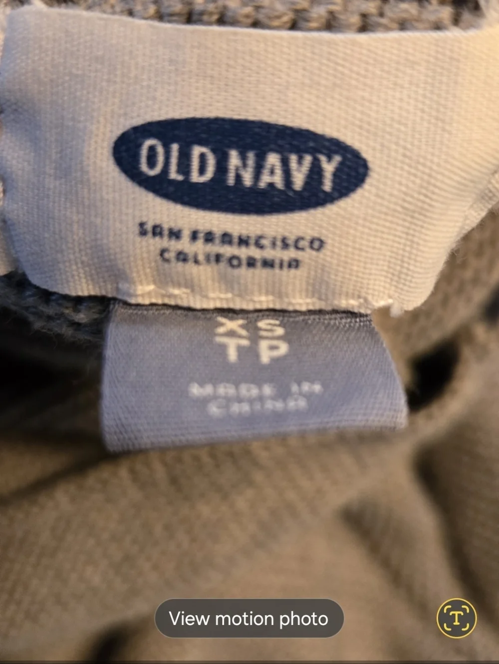 Size Extra Small Women's Old Navy Sweater - Picture 3 of 3